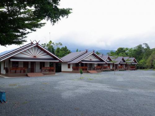 โรงแรม ทู อิน วัน